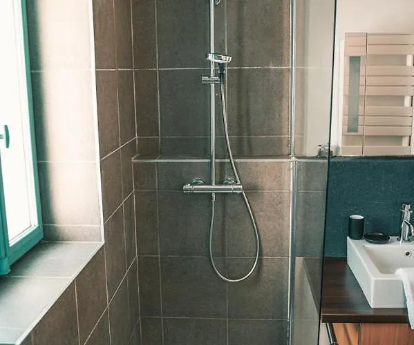 Le Serenite - T3 En Maison De Avec Piscine Annecy