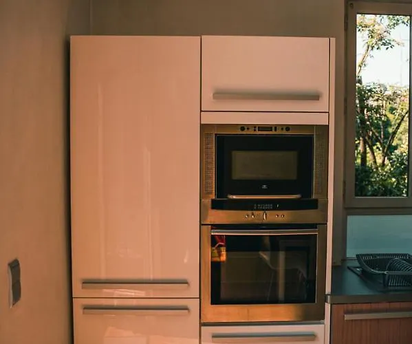 Apartamento Le Serenite - T3 En Maison De Avec Piscine *